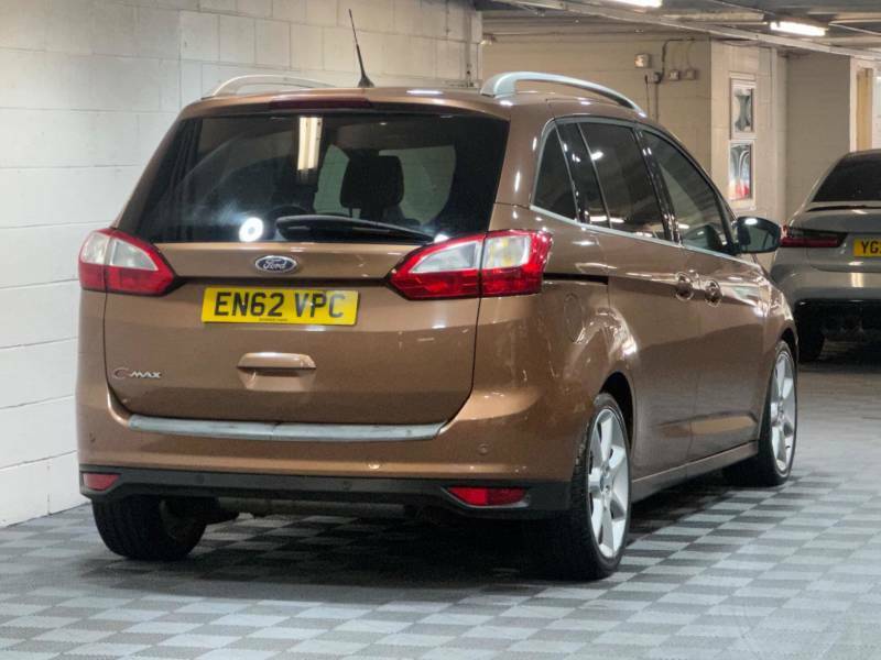 Ford Grand C-Max 2.0 Tdci 163 Titanium X Brown #4