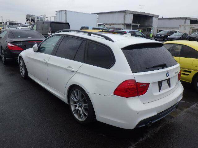 BMW 3 Series 330I M Sport 2-Door Grey #2