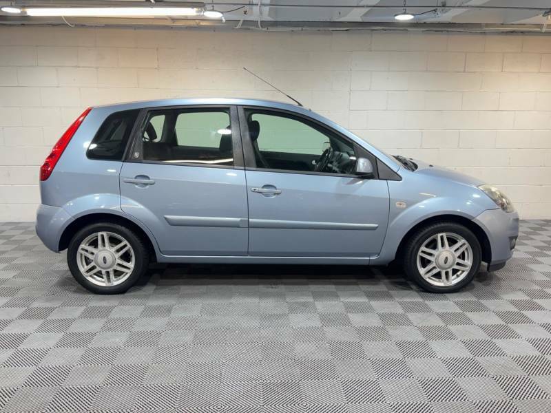 Ford Fiesta 1.25 Zetec Climate Low Insurance Free Tax Blue #5