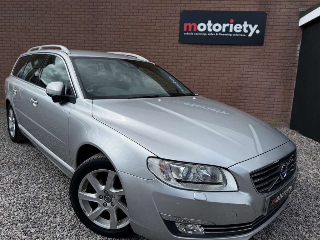 Volvo V70 Se Luxury D4 Silver #6