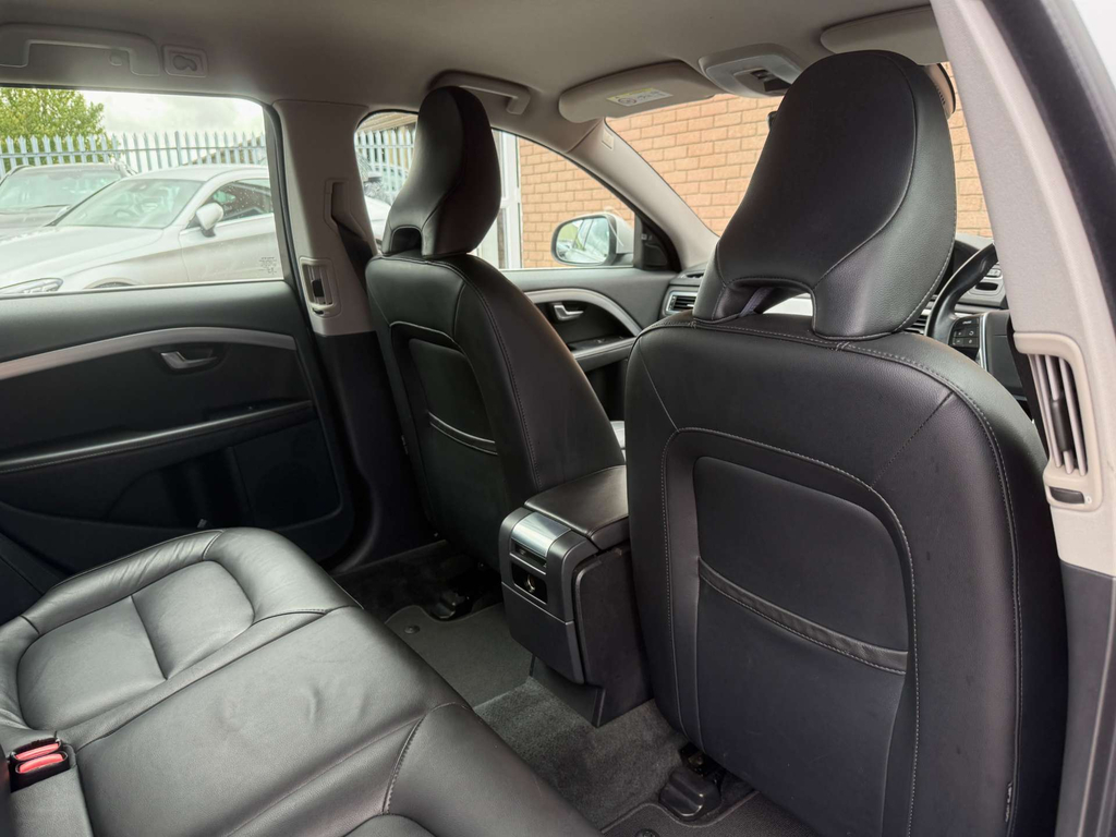Volvo V70 2.4 D5 Business Edition Euro 5 Ss  #49
