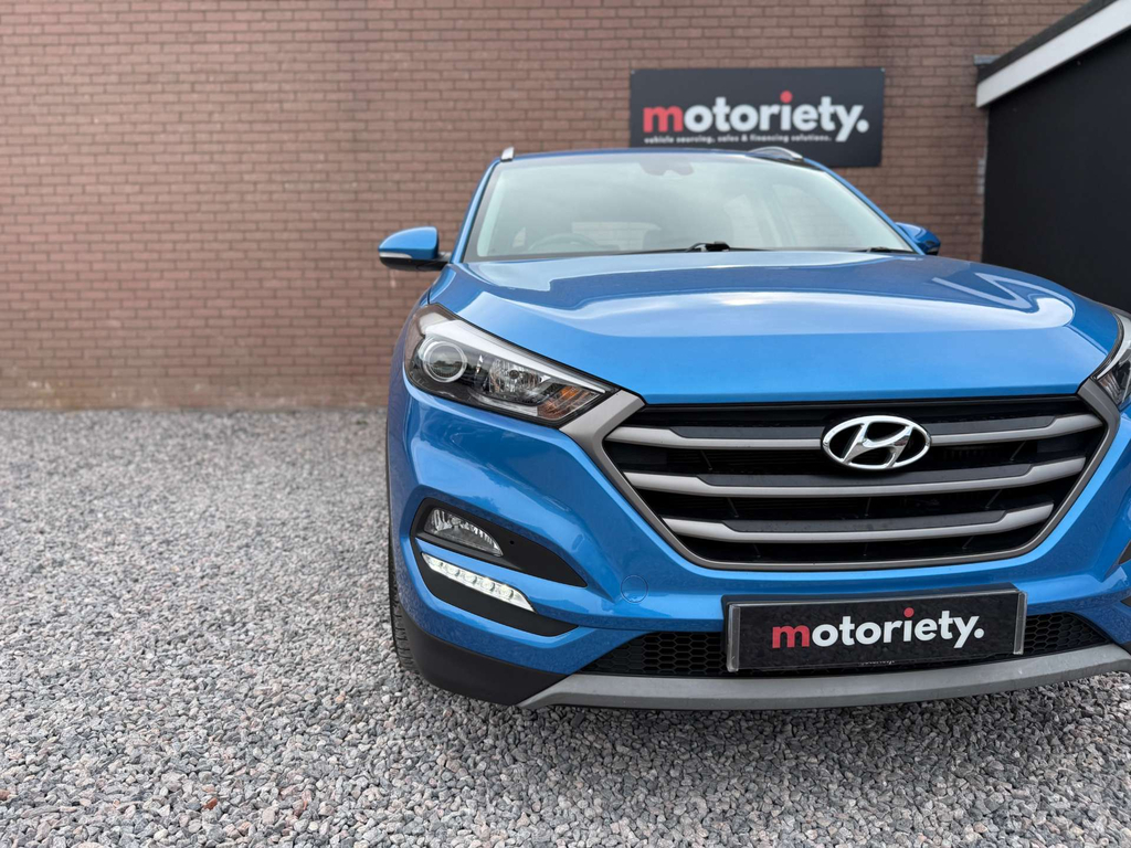 Hyundai Tucson 1.7 Crdi Blue Drive Sport Edition 2Wd Black #7