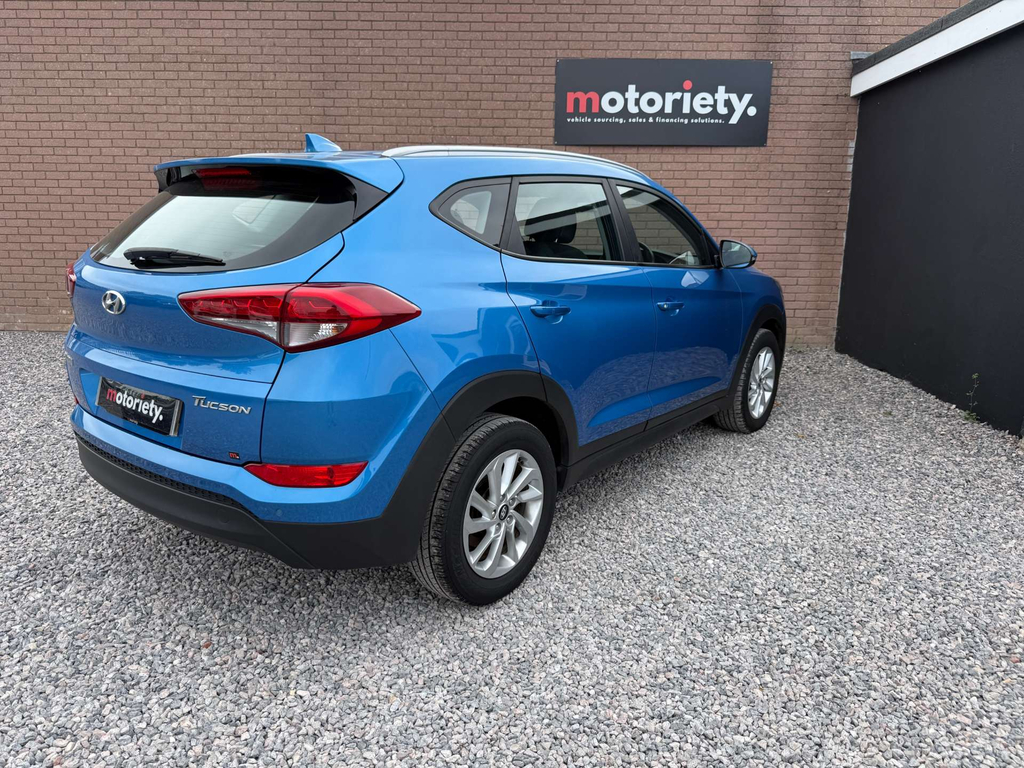 Hyundai Tucson 1.7 Crdi Blue Drive Sport Edition 2Wd Black #28