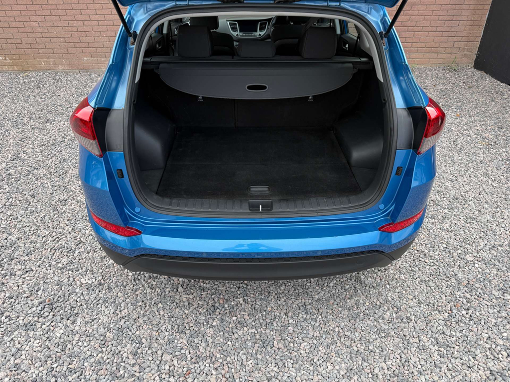 Hyundai Tucson 1.7 Crdi Blue Drive Sport Edition 2Wd Black #35