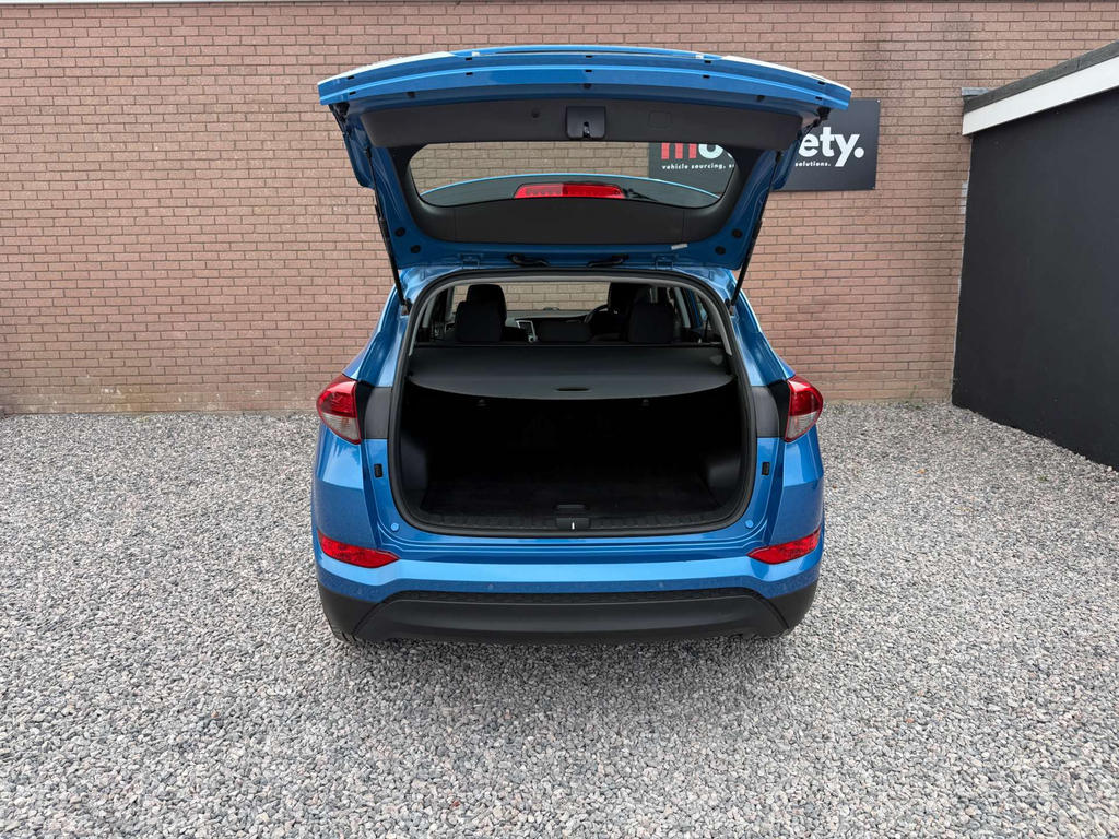 Hyundai Tucson 1.7 Crdi Blue Drive Sport Edition 2Wd Black #34