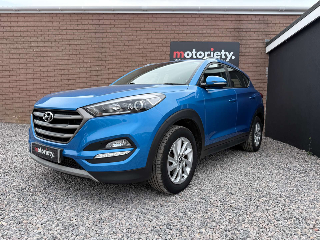 Hyundai Tucson 1.7 Crdi Blue Drive Sport Edition 2Wd Black #12