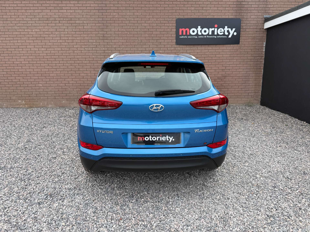 Hyundai Tucson 1.7 Crdi Blue Drive Sport Edition 2Wd Black #24