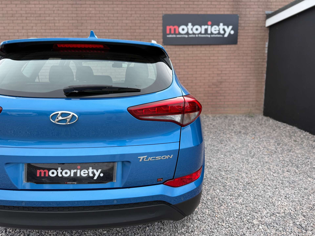 Hyundai Tucson 1.7 Crdi Blue Drive Sport Edition 2Wd Black #26