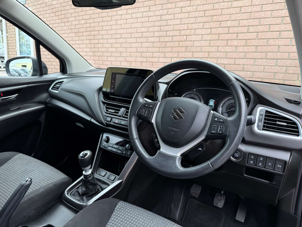 Suzuki SX4 S Cross Motion Boosterjet Mhev #3