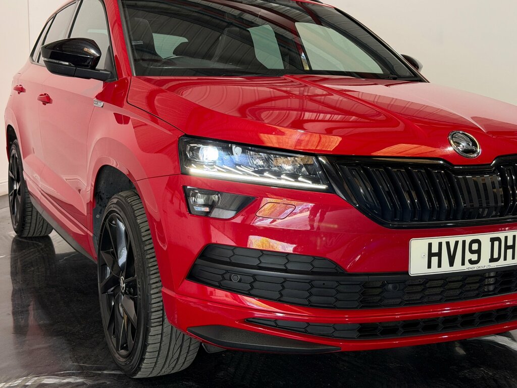 Skoda Karoq 1.5 Tsi Act Sportline Suv Dsg 4Wd Euro HV19DHM Red #4