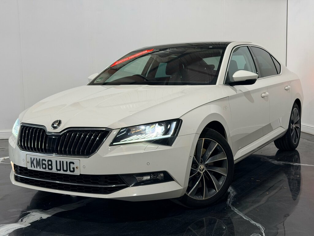 Skoda Superb 2.0 Tsi Laurin Klement Hatchback Dsg White #3