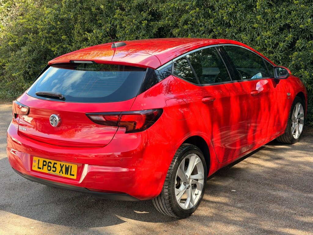 Vauxhall Astra 1.6 Cdti Blueinjection Sri Sports Tourer Eu Red #7