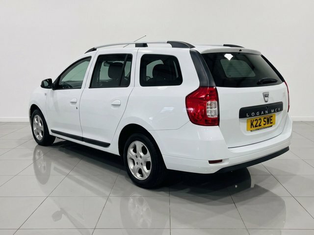 Dacia Logan Tce Laureate Estate White #4