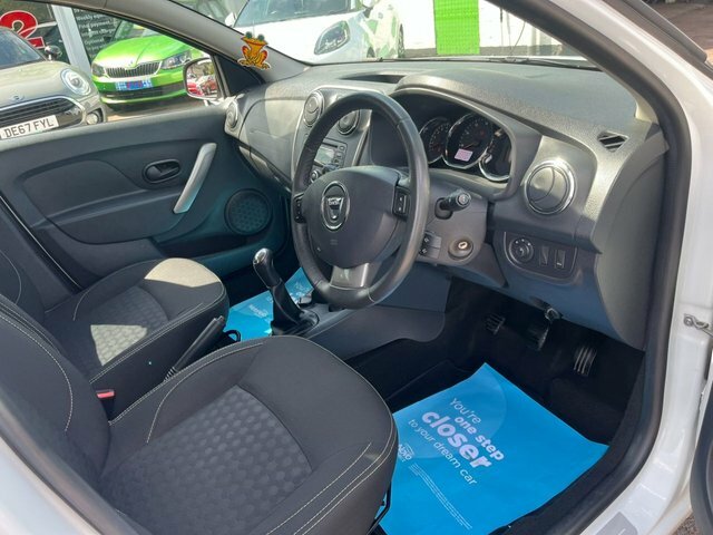 Dacia Logan Estate 1.2 Ambiance 1.2 16V 75 2016 Red #14
