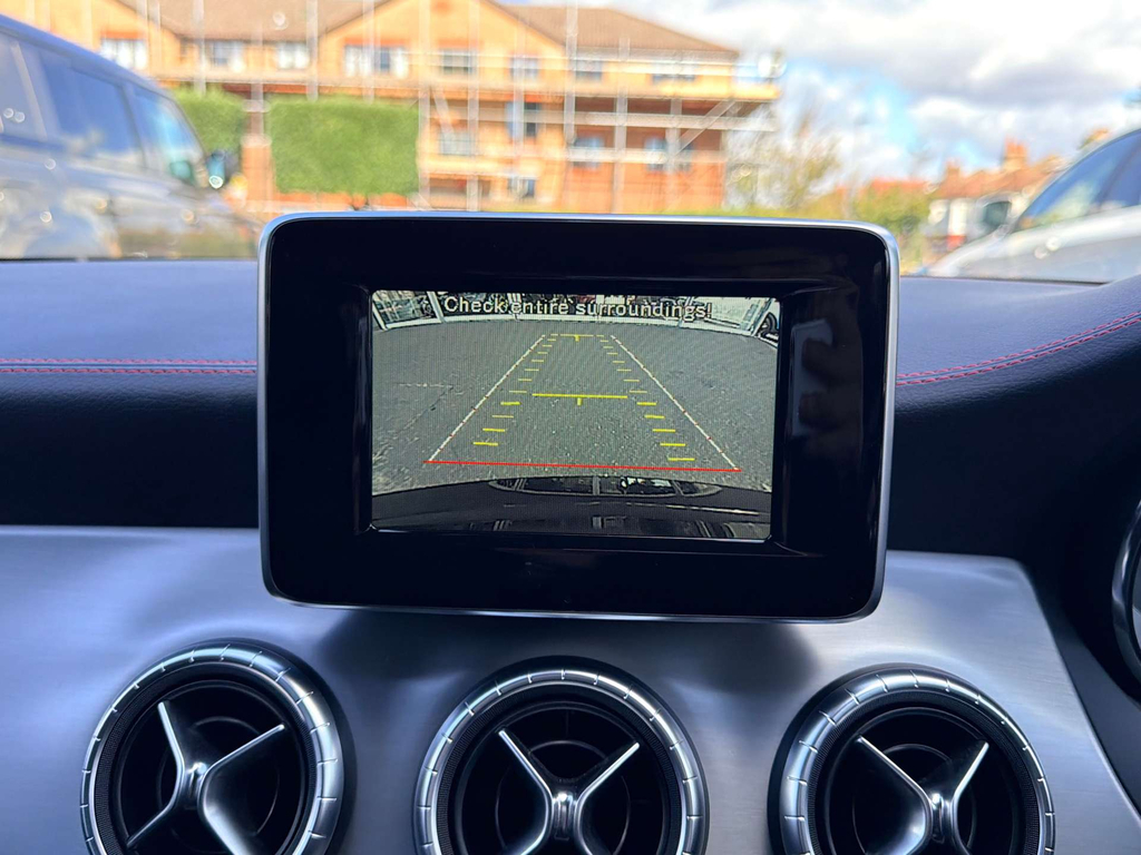 Mercedes-Benz CLA Class 2.1 Cla220 Cdi Amg Sport 170 Bhp Grey #26