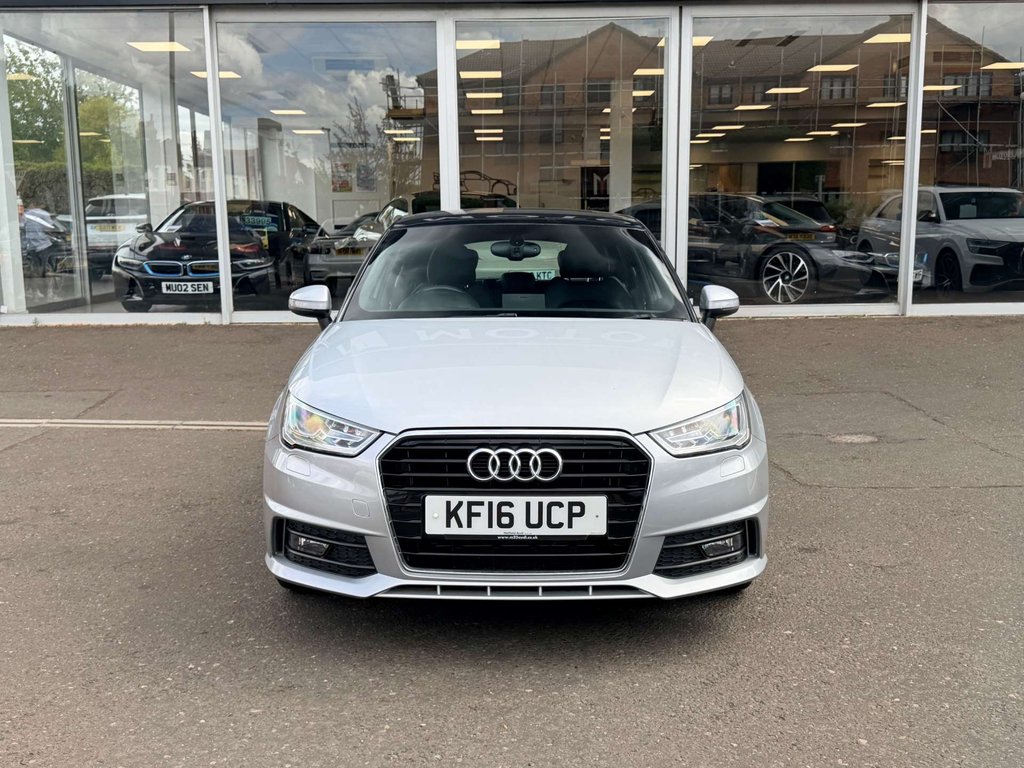 Audi A1 Sportback Tfsi S Line  #2
