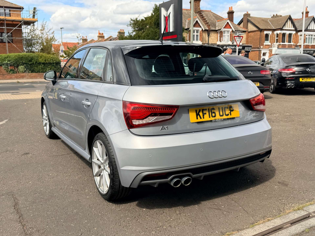 Audi A1 Sportback Tfsi S Line  #6