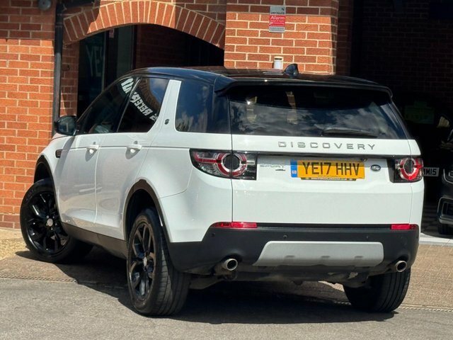 Land Rover Discovery Sport 2017 2.0 Td4 Hse 4Wd Euro 6 Ss White #3