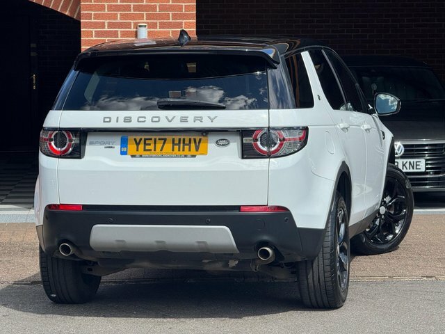 Land Rover Discovery Sport 2017 2.0 Td4 Hse 4Wd Euro 6 Ss White #4