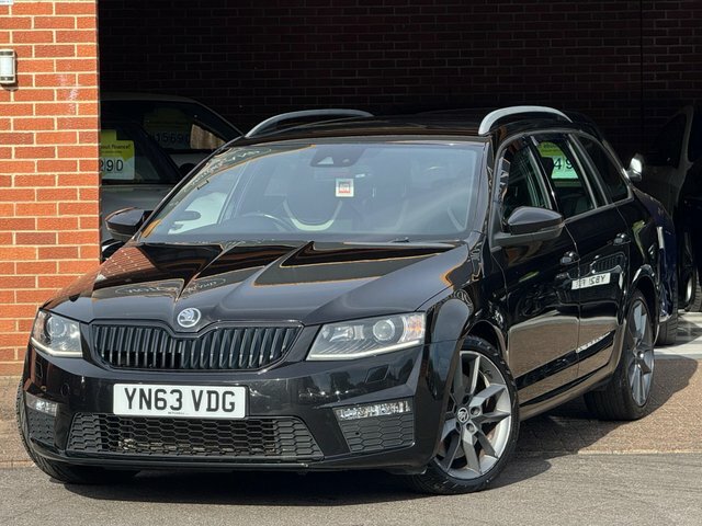 Skoda Octavia 2013 2.0 Tdi Vrs Dsg Euro 5 Ss Black #2