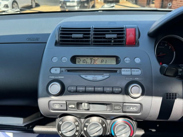 Honda Jazz 1.4 I-dsi Se Hatchback Cvt-7 139 Gkm, Silver #21