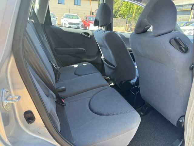 Honda Jazz 1.4 I-dsi Se Hatchback Cvt-7 139 Gkm, Silver #11
