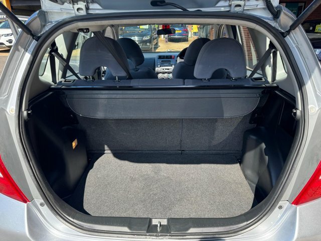 Honda Jazz 1.4 I-dsi Se Hatchback Cvt-7 139 Gkm, Silver #10