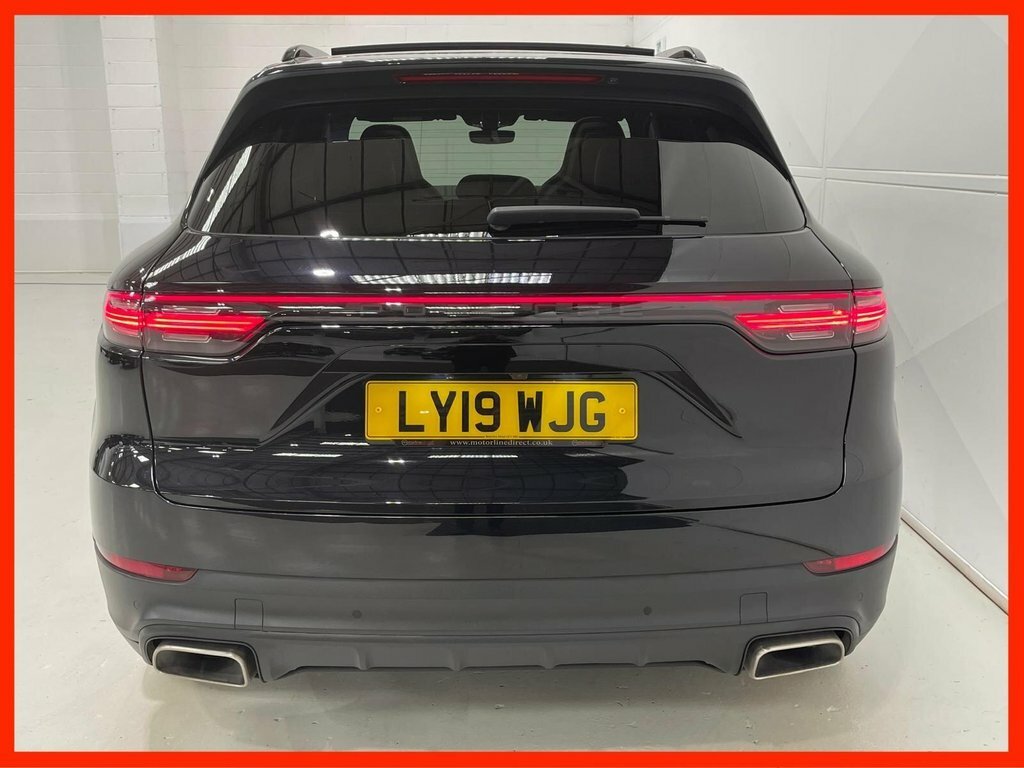 Porsche Cayenne 3.0T V6 Suv Tiptronics 4Wd Euro 6 S S LY19WJG Black #4