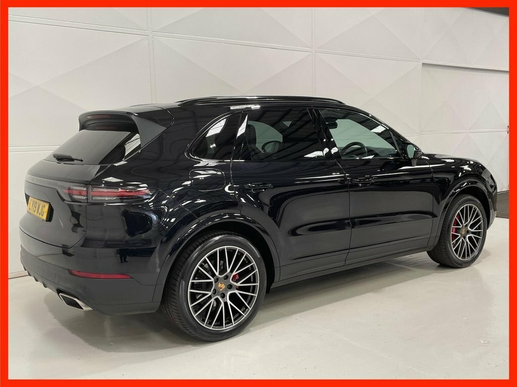 Porsche Cayenne 3.0T V6 Suv Tiptronics 4Wd Euro 6 S S LY19WJG Black #3
