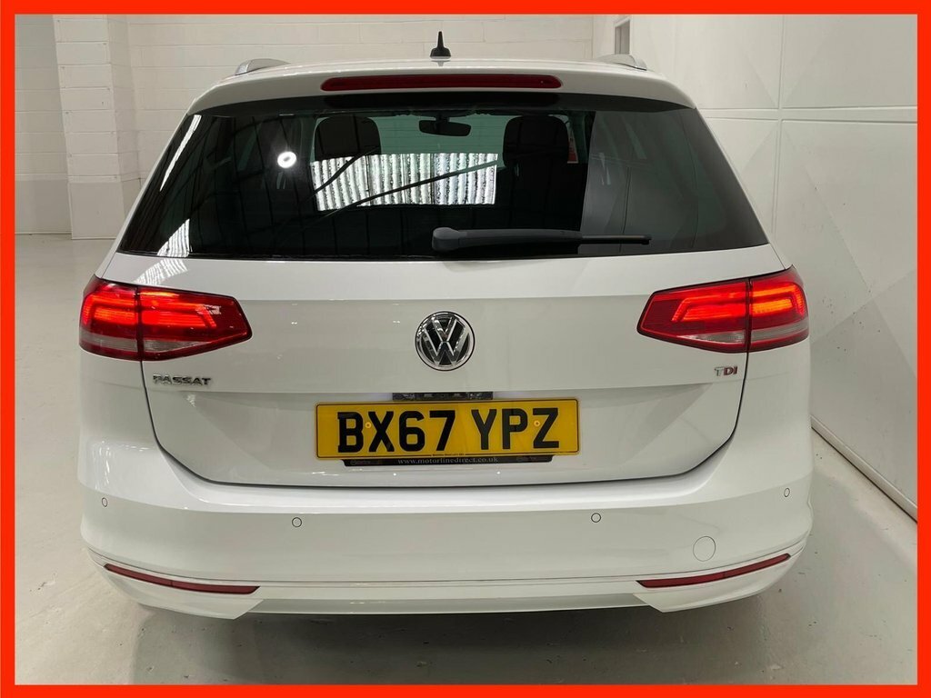 Volkswagen Passat 1.6 Tdi Se Business Estate Euro White #4