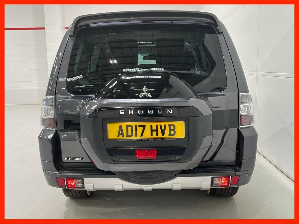Mitsubishi Shogun 3.2 Di-dc Sg5 Suv 4Wd Euro 6 Lwb Grey #4