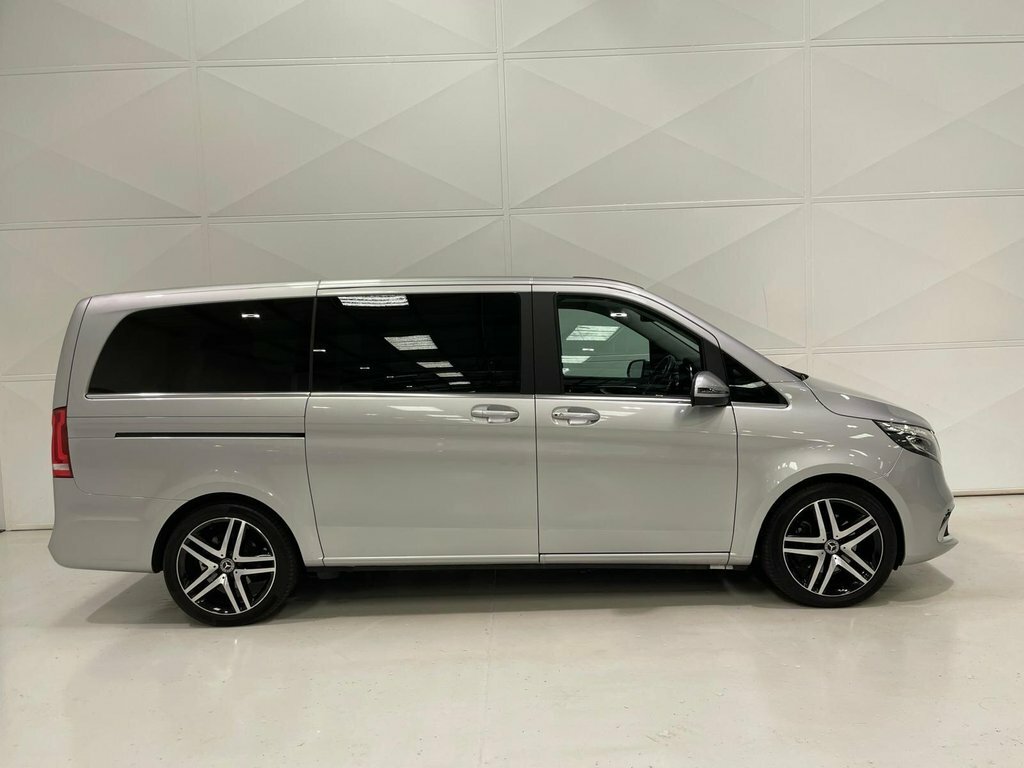 Mercedes-Benz V Class V220 D Sport Estate 9G-tronic Long Silver #52