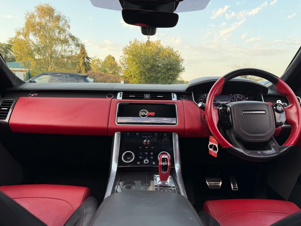 Land Rover Range Rover Sport Svr Carbon Edition Black #4