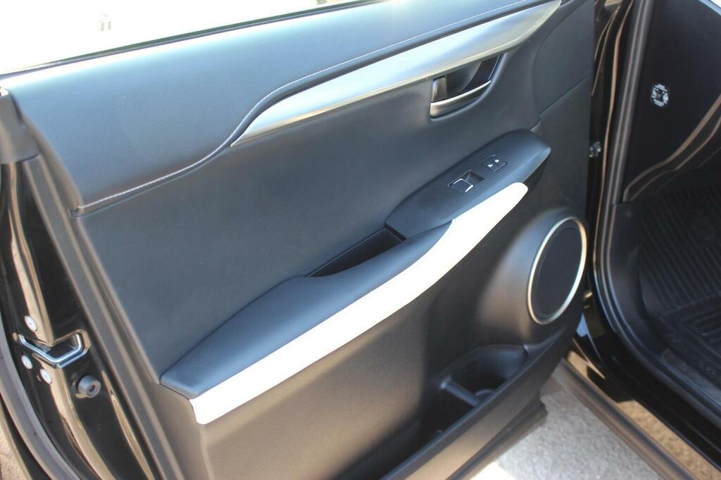 Lexus NX 300H Takumi Pan Roof Silver #18