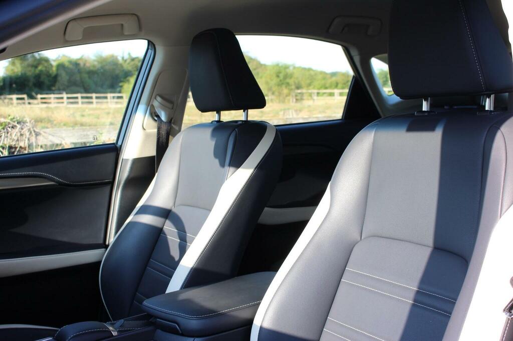 Lexus NX 300H Takumi Pan Roof Silver #20