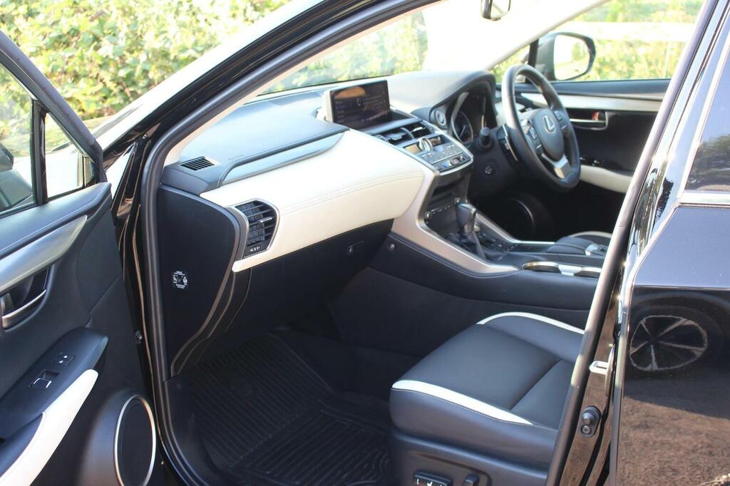 Lexus NX 300H Takumi Pan Roof Silver #17