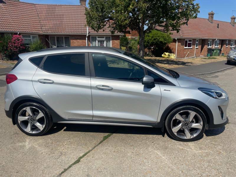Ford Fiesta St-line X Edition 1.0 Ecoboost Hybrid 125Ps Red #7