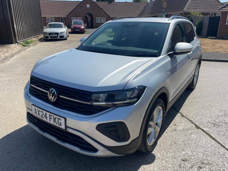 Volkswagen T-Cross 1.0 Tsi 115Ps R-line Dsg Hatchback White #37