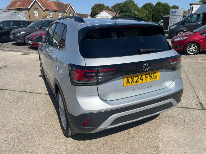 Volkswagen T-Cross 1.0 Tsi 115Ps R-line Dsg Hatchback White #22