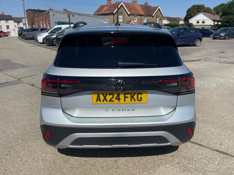 Volkswagen T-Cross 1.0 Tsi 115Ps R-line Dsg Hatchback White #18