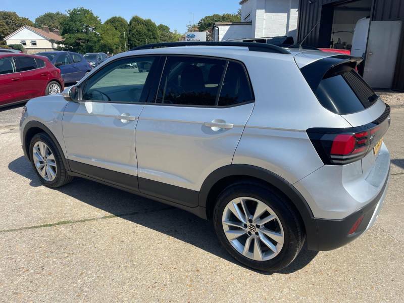Volkswagen T-Cross 1.0 Tsi 115Ps R-line Dsg Hatchback White #27