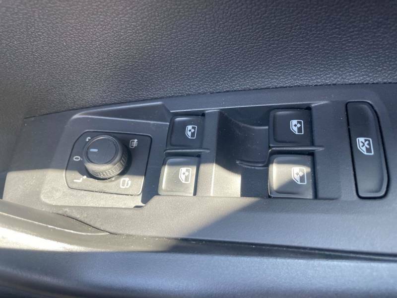 Volkswagen T-Cross 1.0 Tsi 115Ps R-line Dsg Hatchback White #70