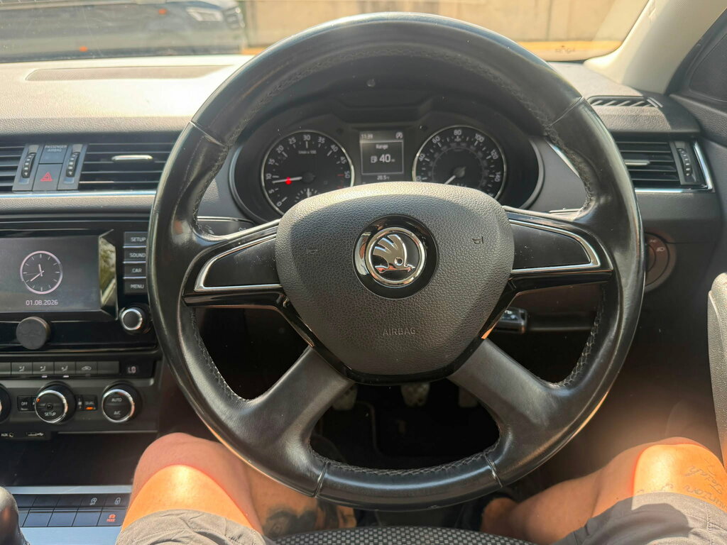 Skoda Octavia 1.4 Se Tsi Dsg 139 Bhp Silver #23