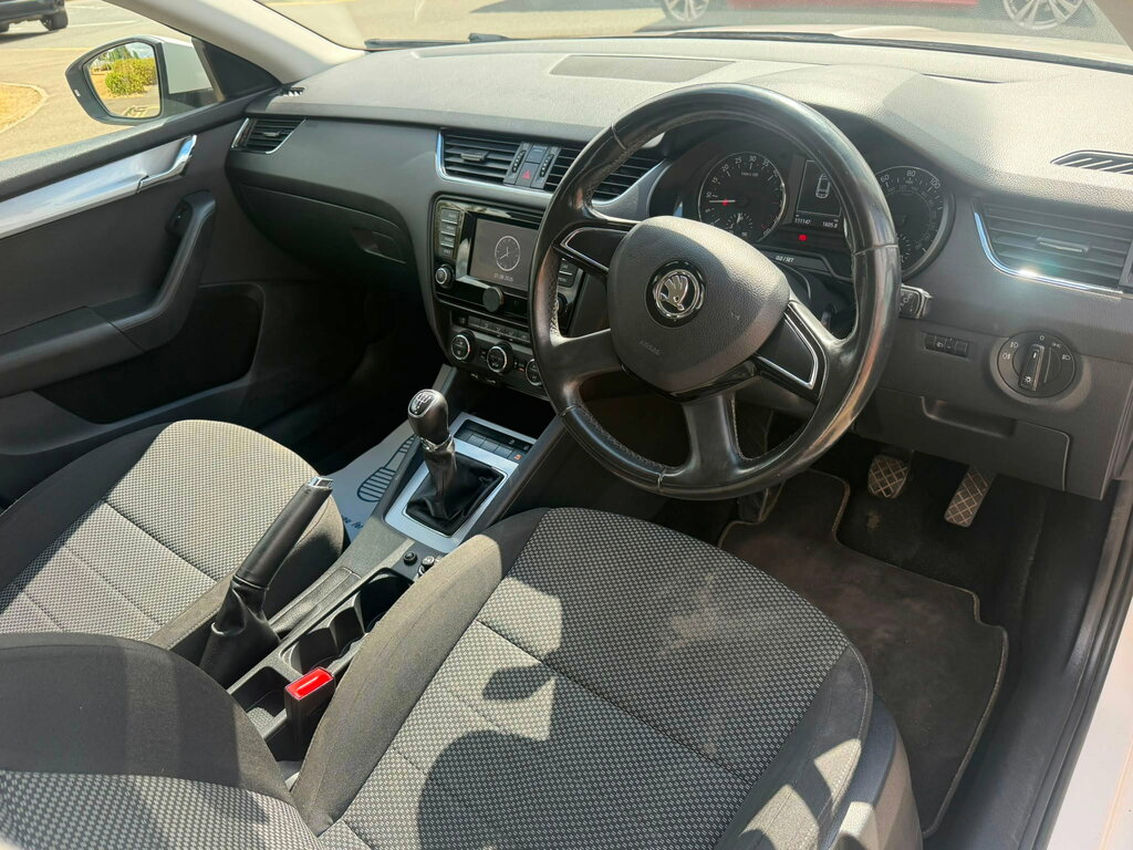 Skoda Octavia 1.4 Se Tsi Dsg 139 Bhp Silver #16
