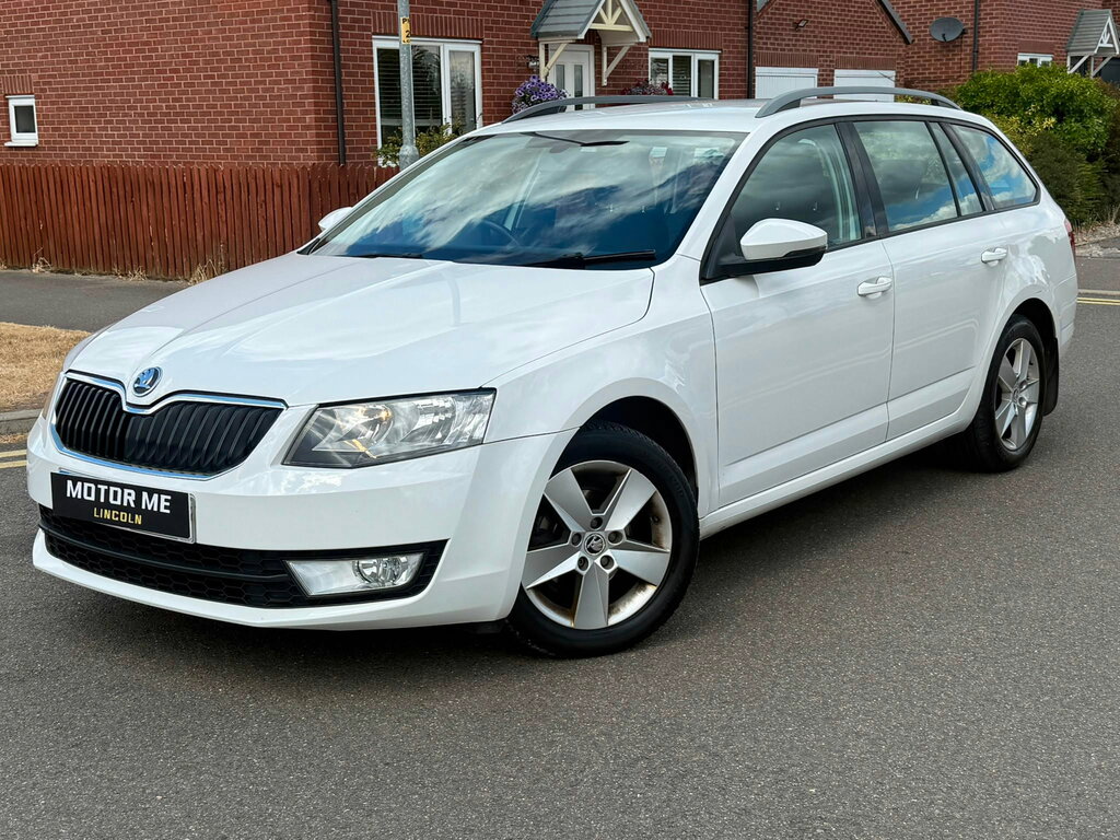 Skoda Octavia 1.6 Tdi Se Estate Euro 5 Ss White #2