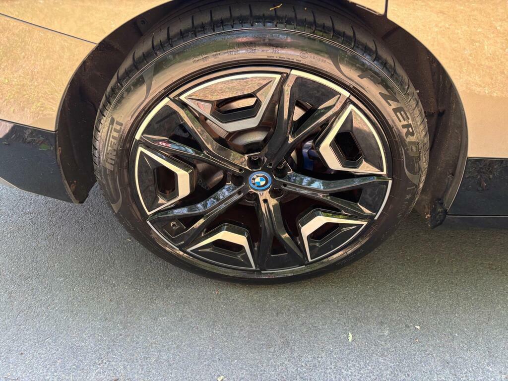 BMW iX Ix Xdrive50 M Sport Red #40