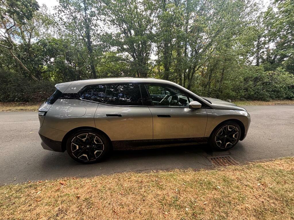 BMW iX Ix Xdrive50 M Sport Red #15