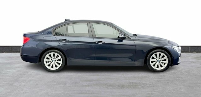BMW 3 Series 2.0 320D Modern Saloon Euro 5 S VO63LLJ Blue #2