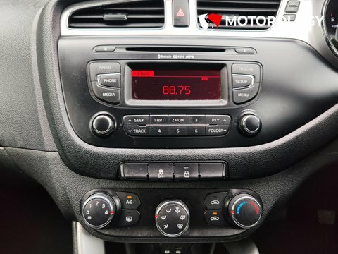 Kia Ceed 1.6 Crdi Ecodynamics 4 Sportswagon Euro 5 Ss Black #25