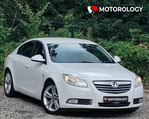 Vauxhall Insignia 2.0 Cdti Ecoflex White